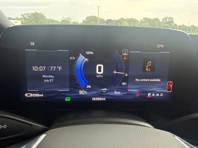 Used 2024 Chevrolet Equinox EV LT AWD/4WD image 17