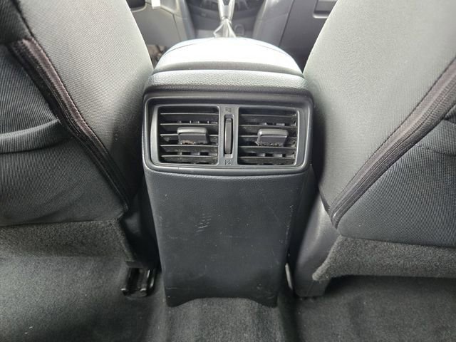 Used 2019 Nissan Rogue S FWD image 11