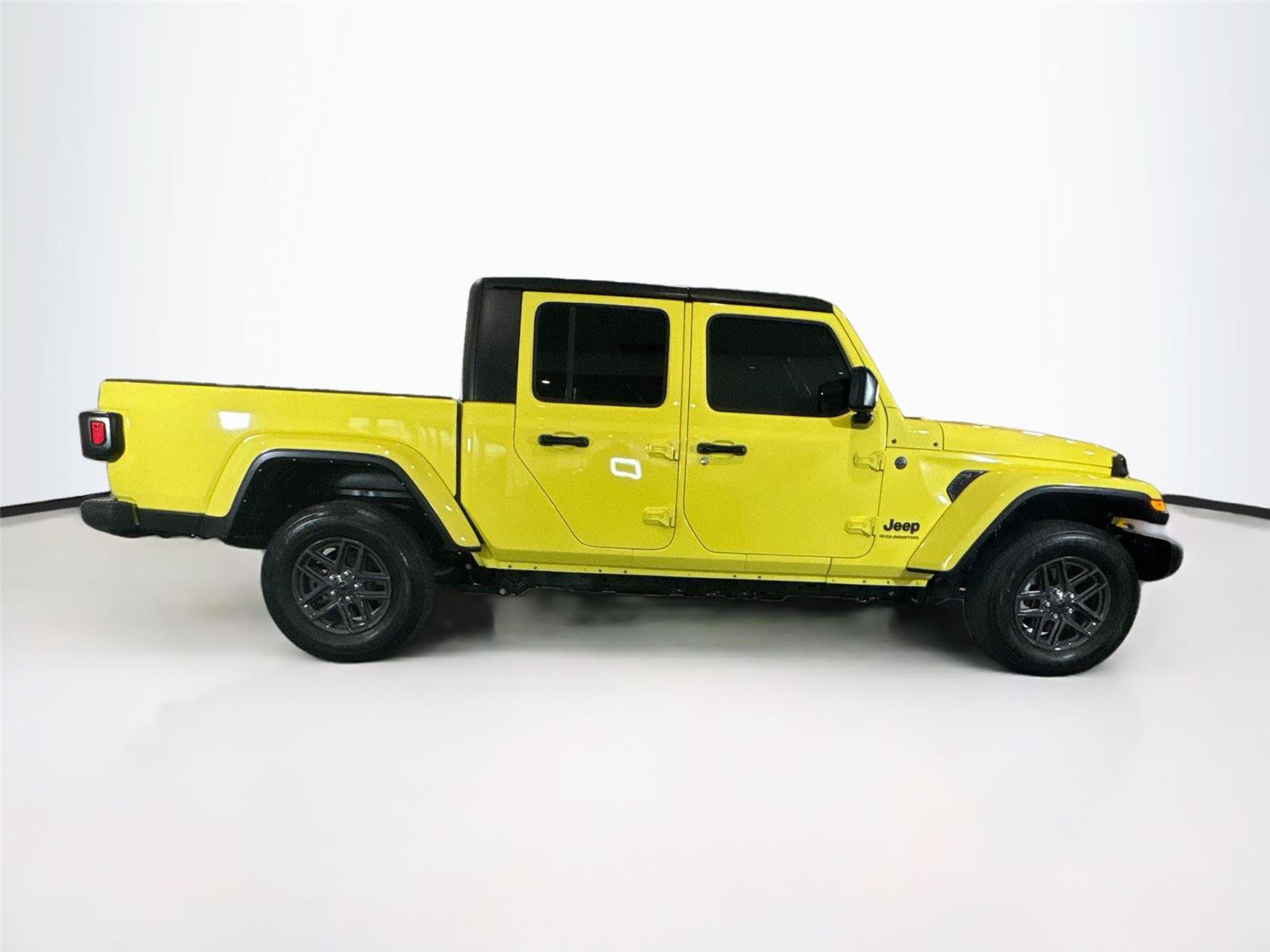 Used 2024 Jeep Gladiator Sport AWD/4WD image 31