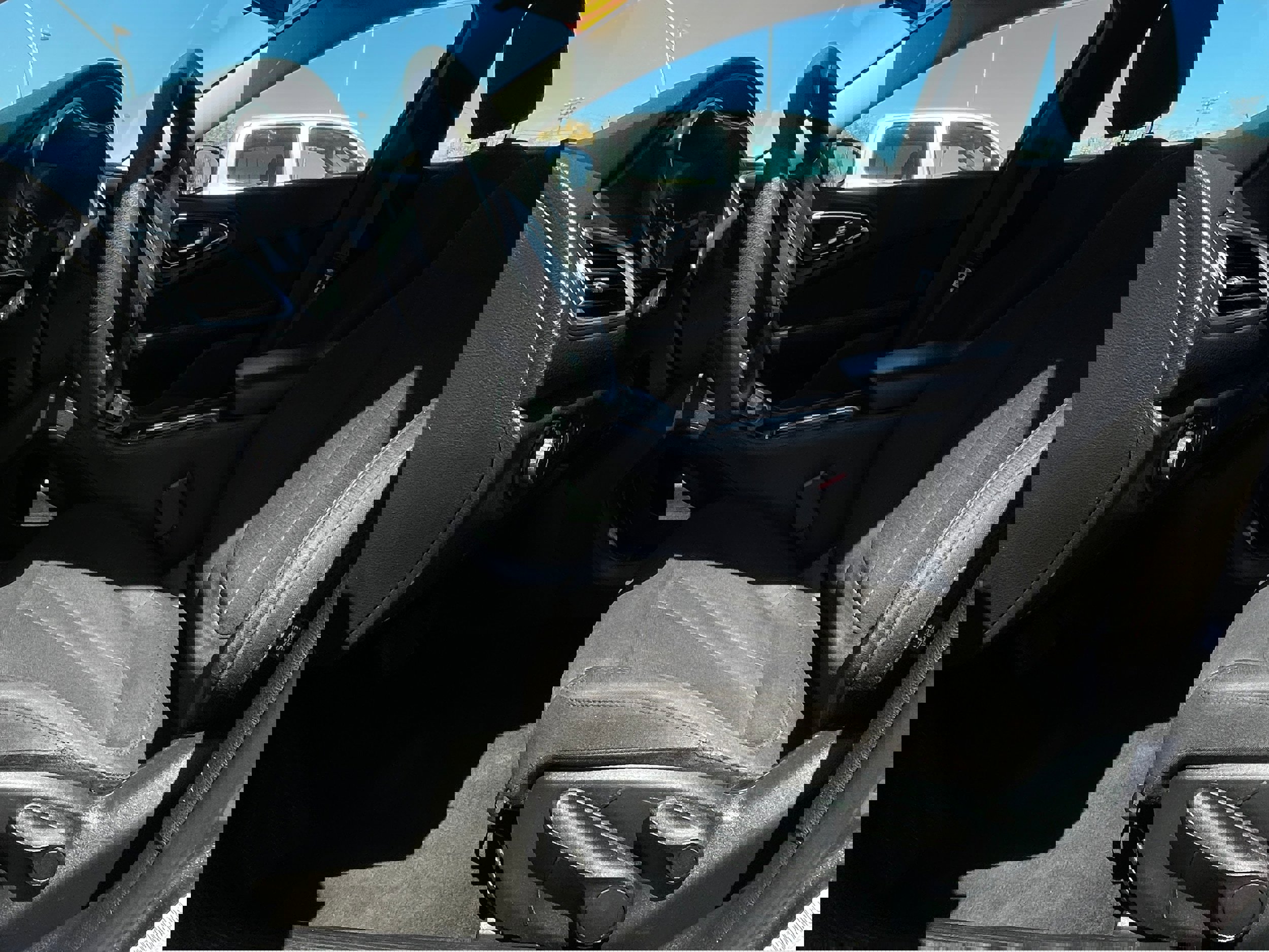 Used 2016 Chrysler 200 Limited image 14