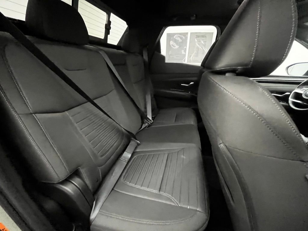 Used 2022 Hyundai Santa Cruz SEL Premium AWD/4WD image 36