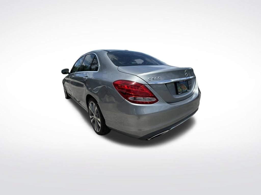 Used 2016 Mercedes-Benz C 300 Sedan image 5