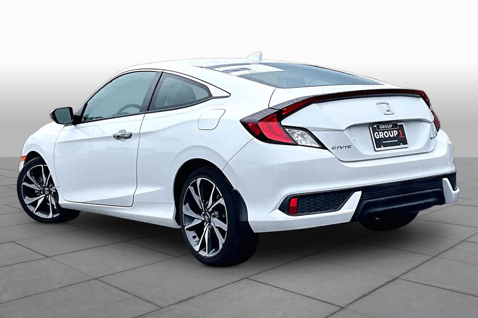 Used 2020 Honda Civic Touring image 12