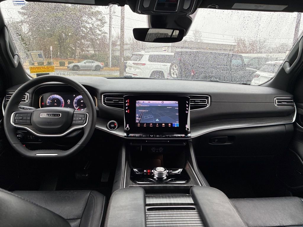 Used 2024 Jeep Wagoneer Series II w/ Flexible Seating Group image 25