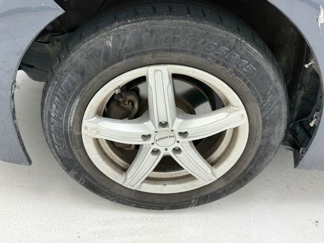 Used 2015 Toyota Corolla L FWD image 7