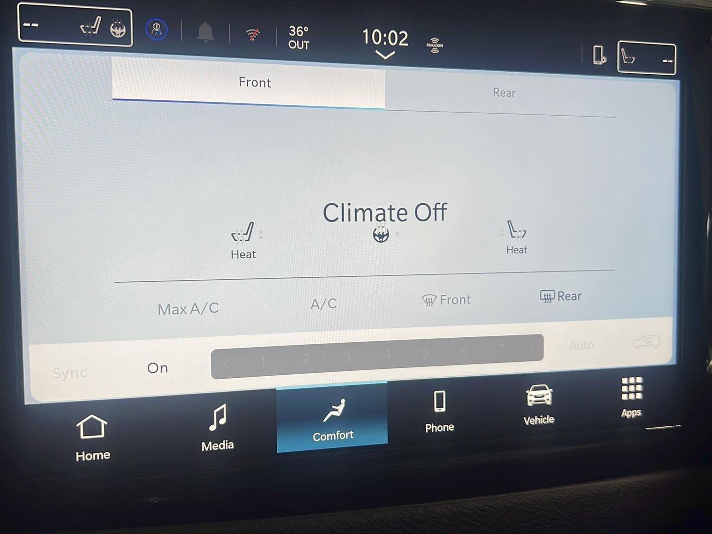 New 2026 Chrysler Voyager LX FWD image 32