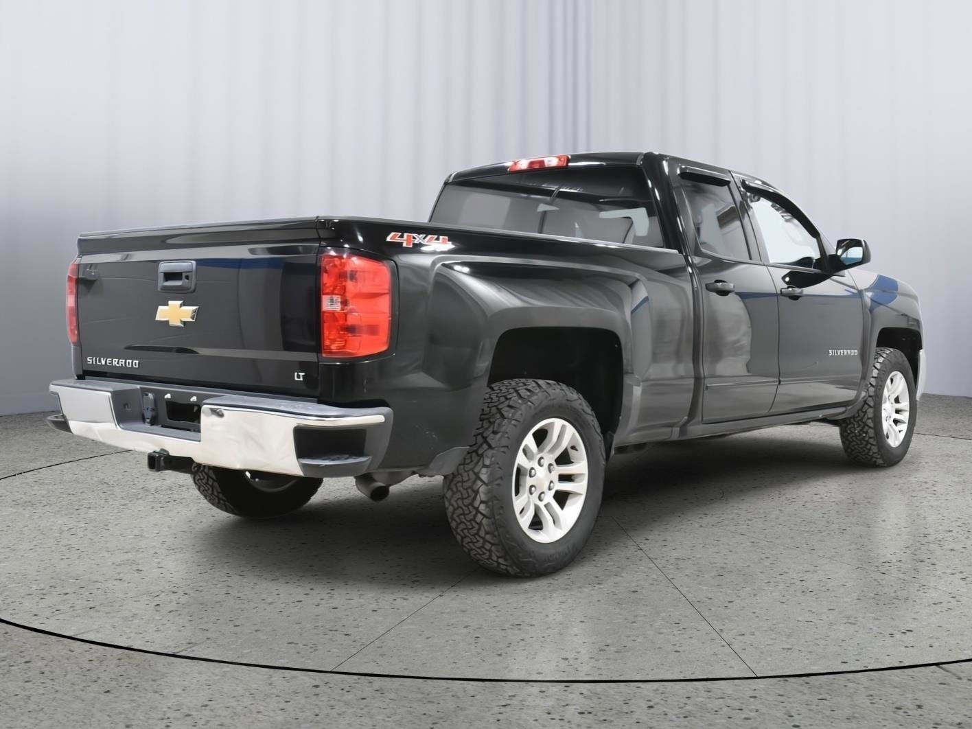 Used 2017 Chevrolet Silverado 1500 LT w/ All Star Edition image 24