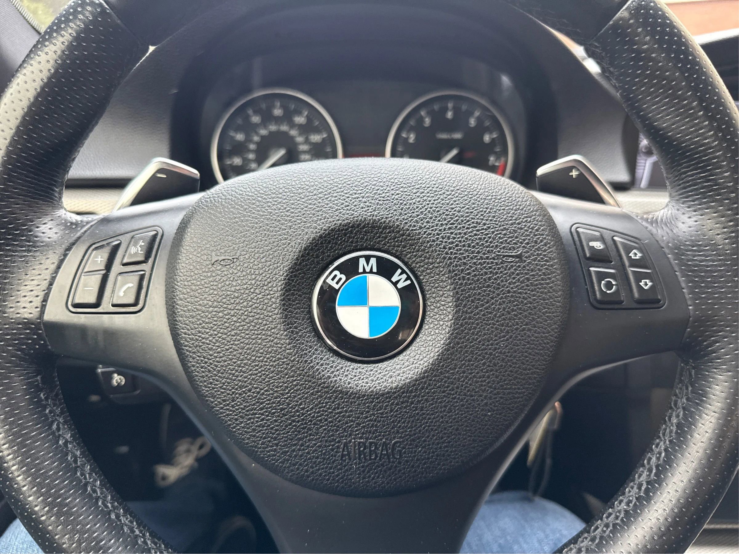 Used 2013 BMW 335i Coupe image 18