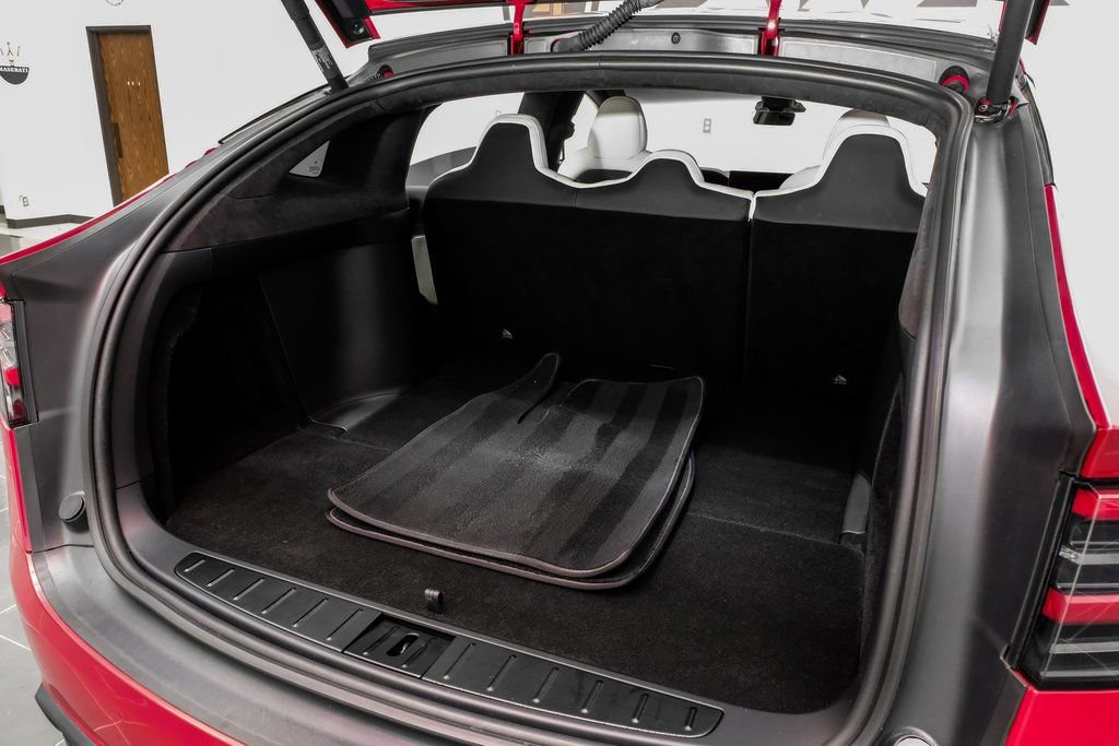 Used 2023 Tesla Model X image 60