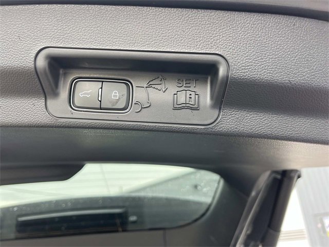 Certified 2022 Ford Explorer Limited w/ Equipment Group 301A image 13