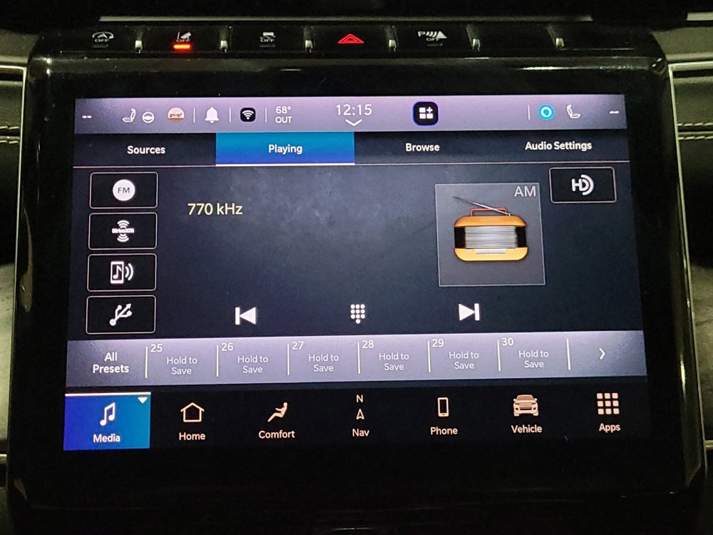 Used 2022 Jeep Grand Cherokee L Limited image 25