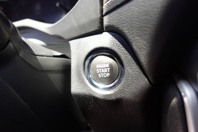Certified 2022 Toyota RAV4 Limited FWD image 26