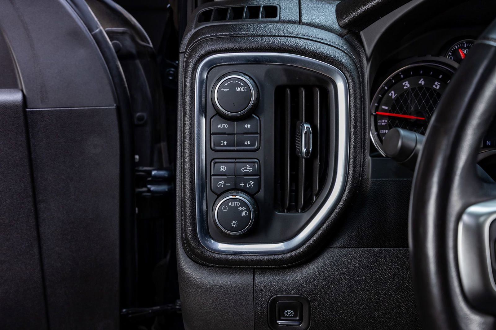 Used 2020 Chevrolet Silverado 1500 RST w/ All-Star Edition AWD/4WD image 19