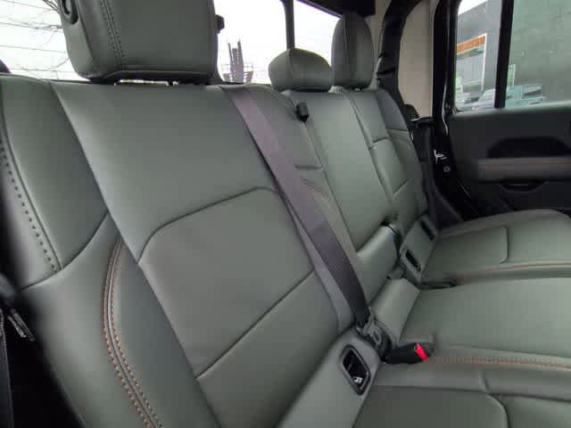 New 2026 Jeep Gladiator Mojave AWD/4WD image 21