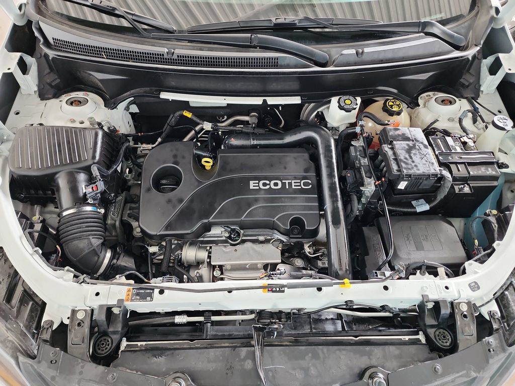 Used 2021 Chevrolet Equinox LS FWD image 41