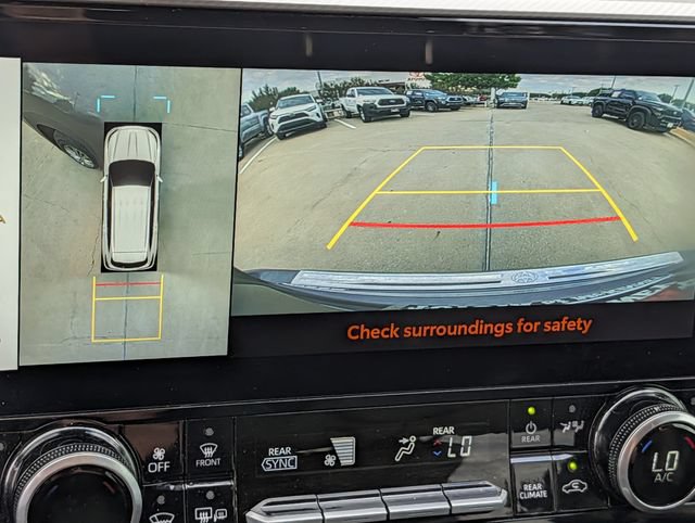 Used 2024 Toyota Highlander Platinum FWD image 19