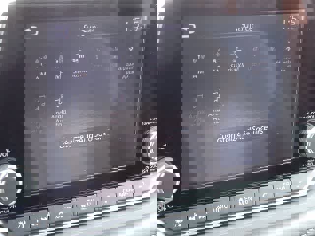 Used 2023 Nissan Rogue SV FWD image 21