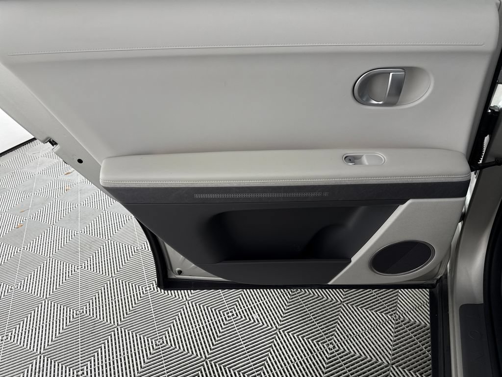 Certified 2023 Hyundai Ioniq 5 SEL w/ Cargo Package RWD image 14