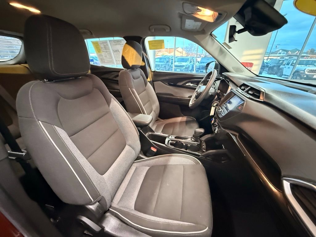 Used 2021 Chevrolet TrailBlazer LS image 15