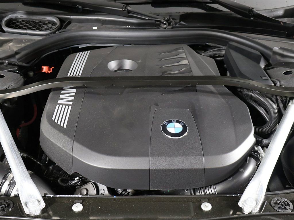 Used 2025 BMW 740i xDrive image 21