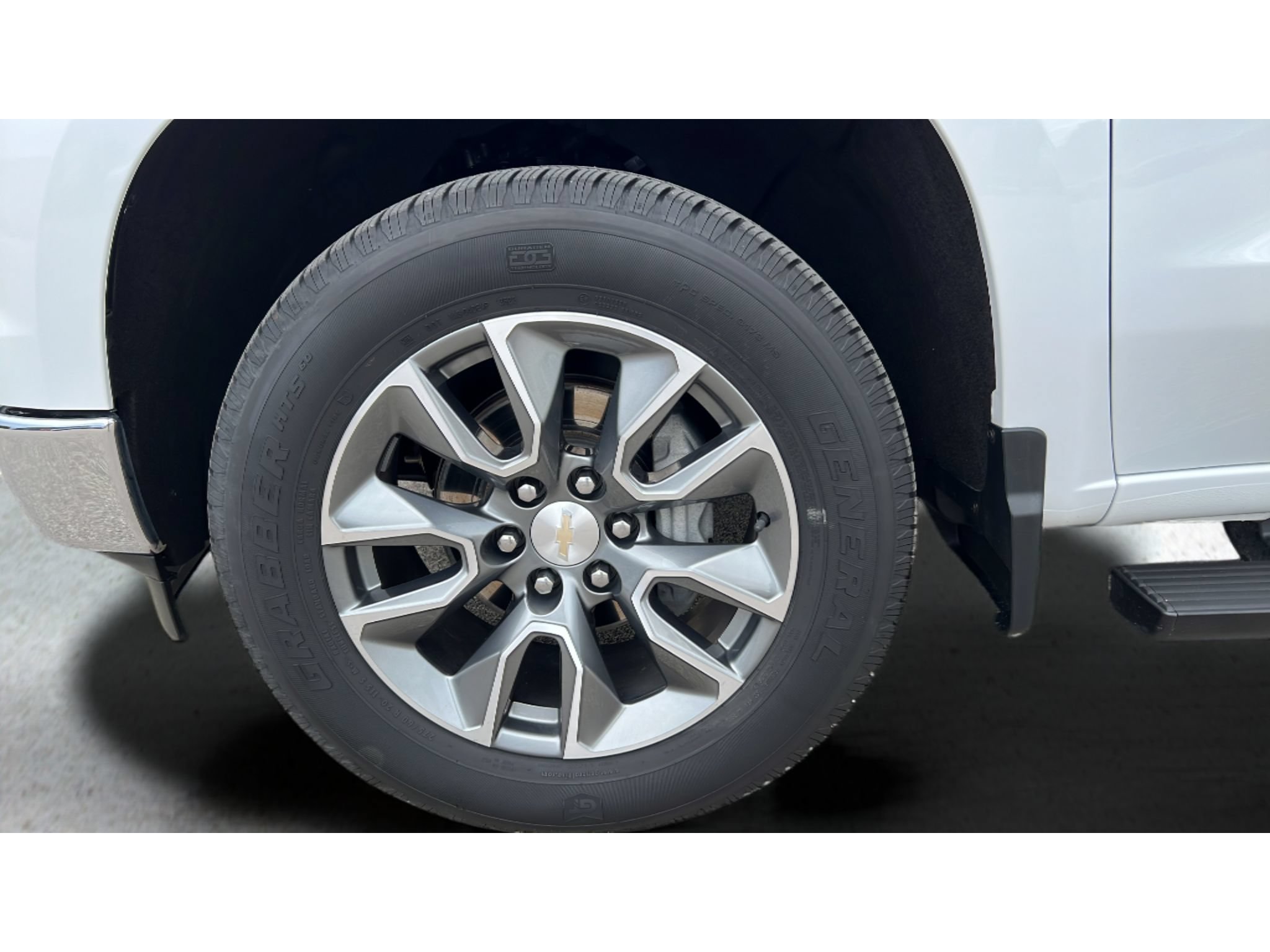 Certified 2024 Chevrolet Silverado 1500 LT AWD/4WD image 34