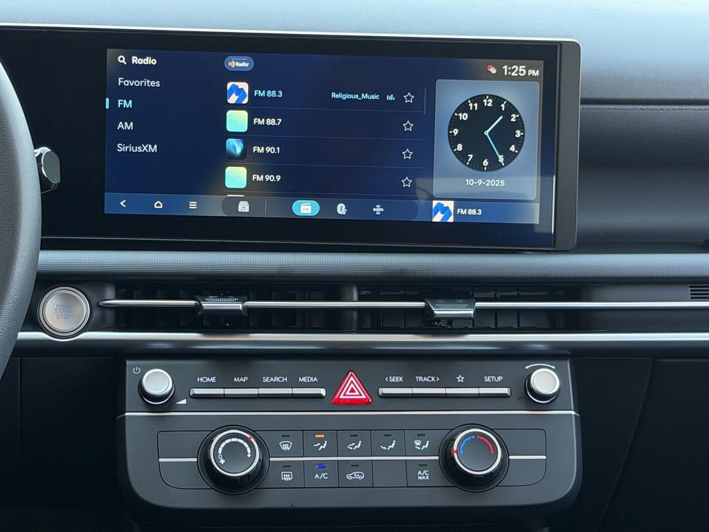 New 2026 Hyundai Tucson SE image 14