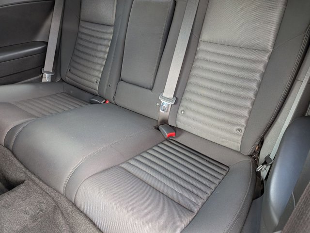 Used 2013 Dodge Challenger R/T RWD image 14