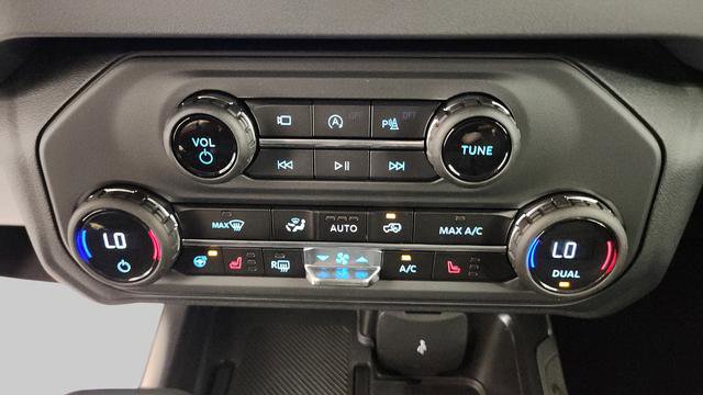 New 2025 Ford Bronco Outer Banks image 18