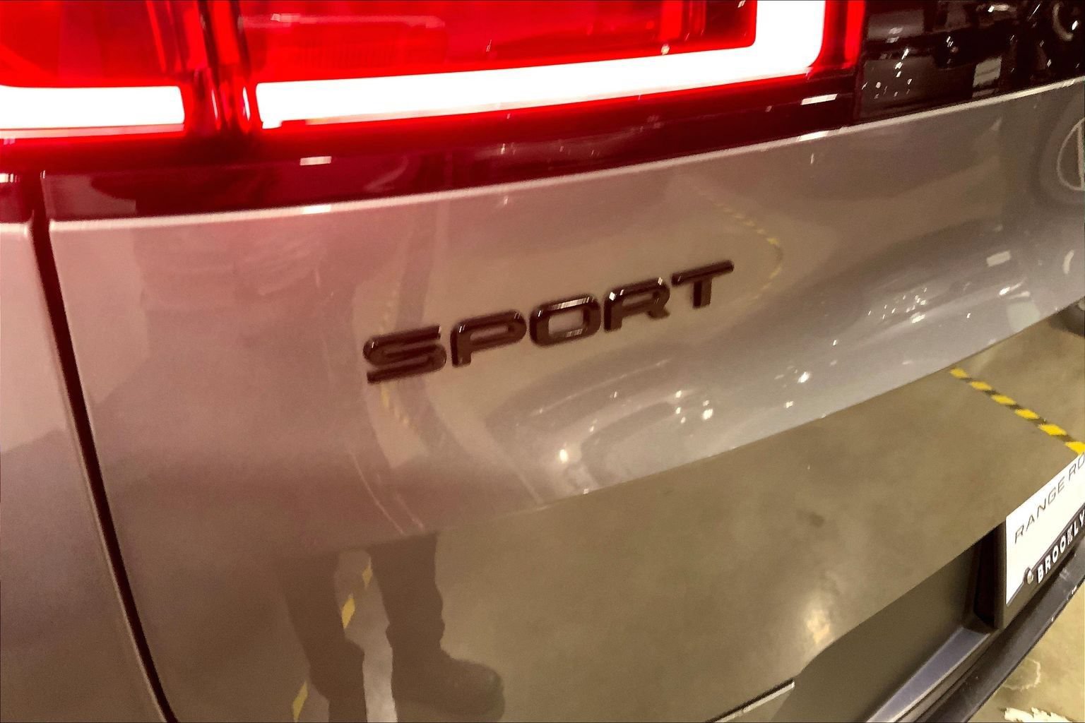 Certified 2023 Land Rover Range Rover Sport SE AWD/4WD image 9