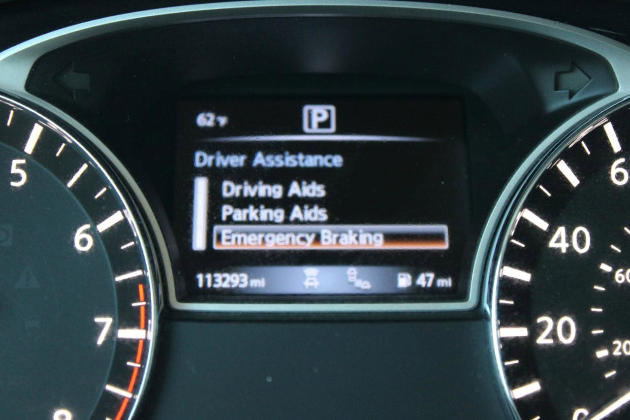 Used 2017 Nissan Pathfinder Platinum w/ Cargo Package FWD image 27
