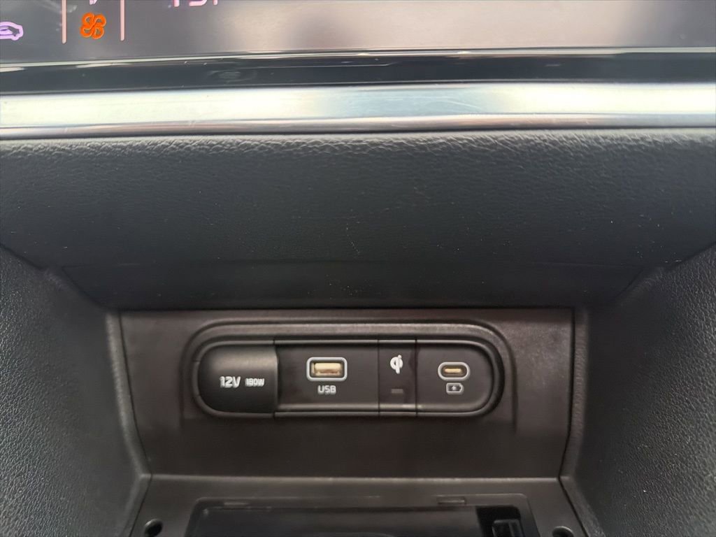 Used 2023 Kia Sportage SX image 28