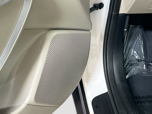 Certified 2025 Kia Soul LX image 18