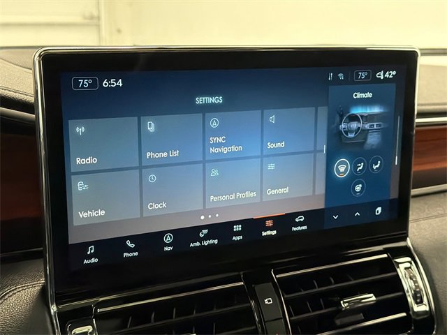 Used 2024 Lincoln Navigator Reserve w/ Monochromatic Package image 32