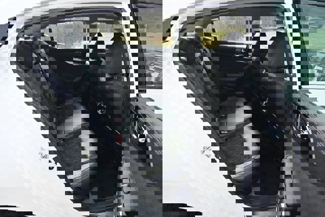 Used 2016 Nissan Maxima SR w/ Midnight Edition image 21