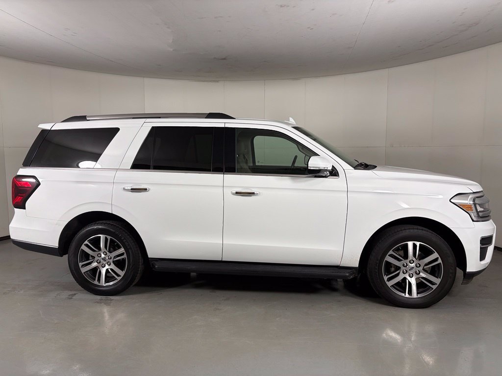 Used 2024 Ford Expedition Limited AWD/4WD image 9