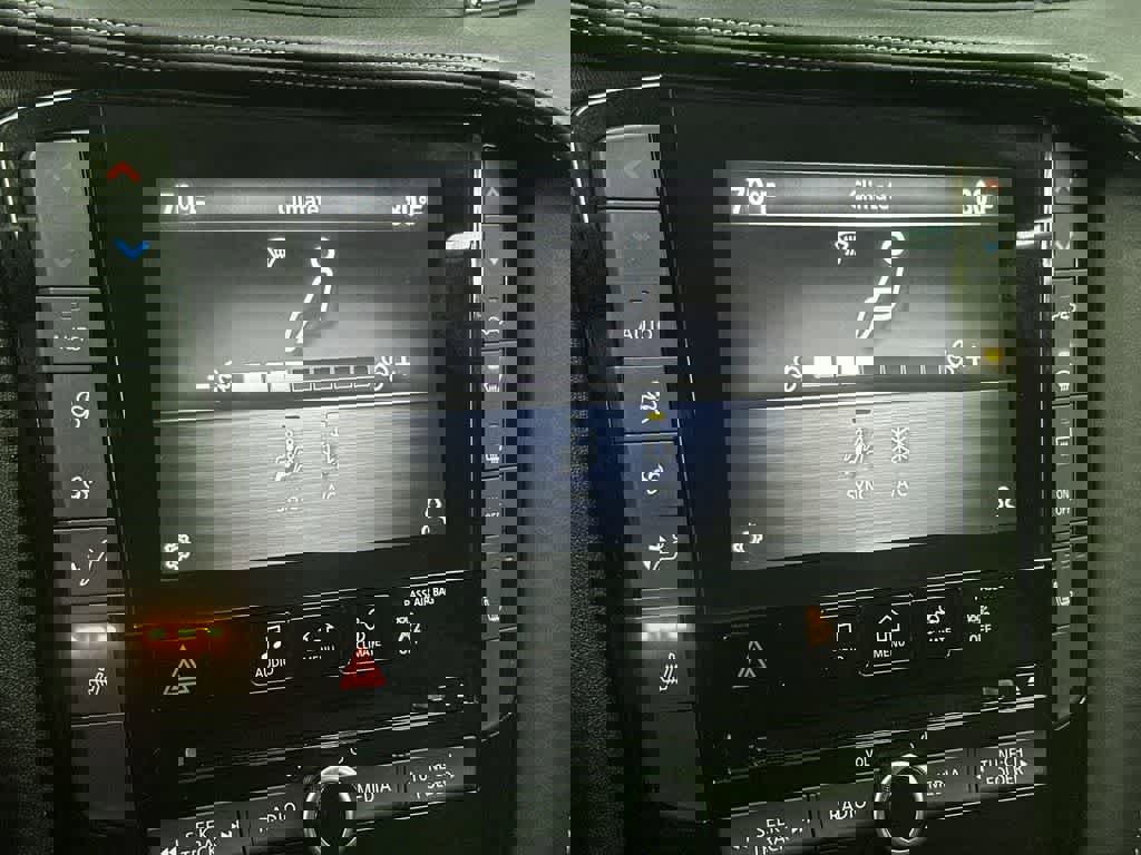 Used 2023 INFINITI QX50 Luxe image 20