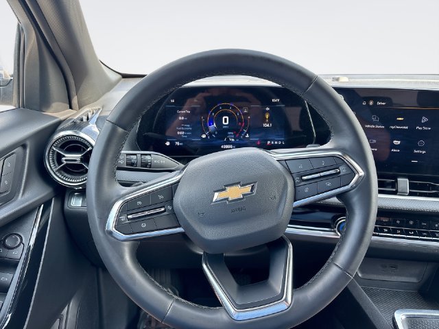 Used 2025 Chevrolet Equinox LT w/ Convenience Package II FWD image 14