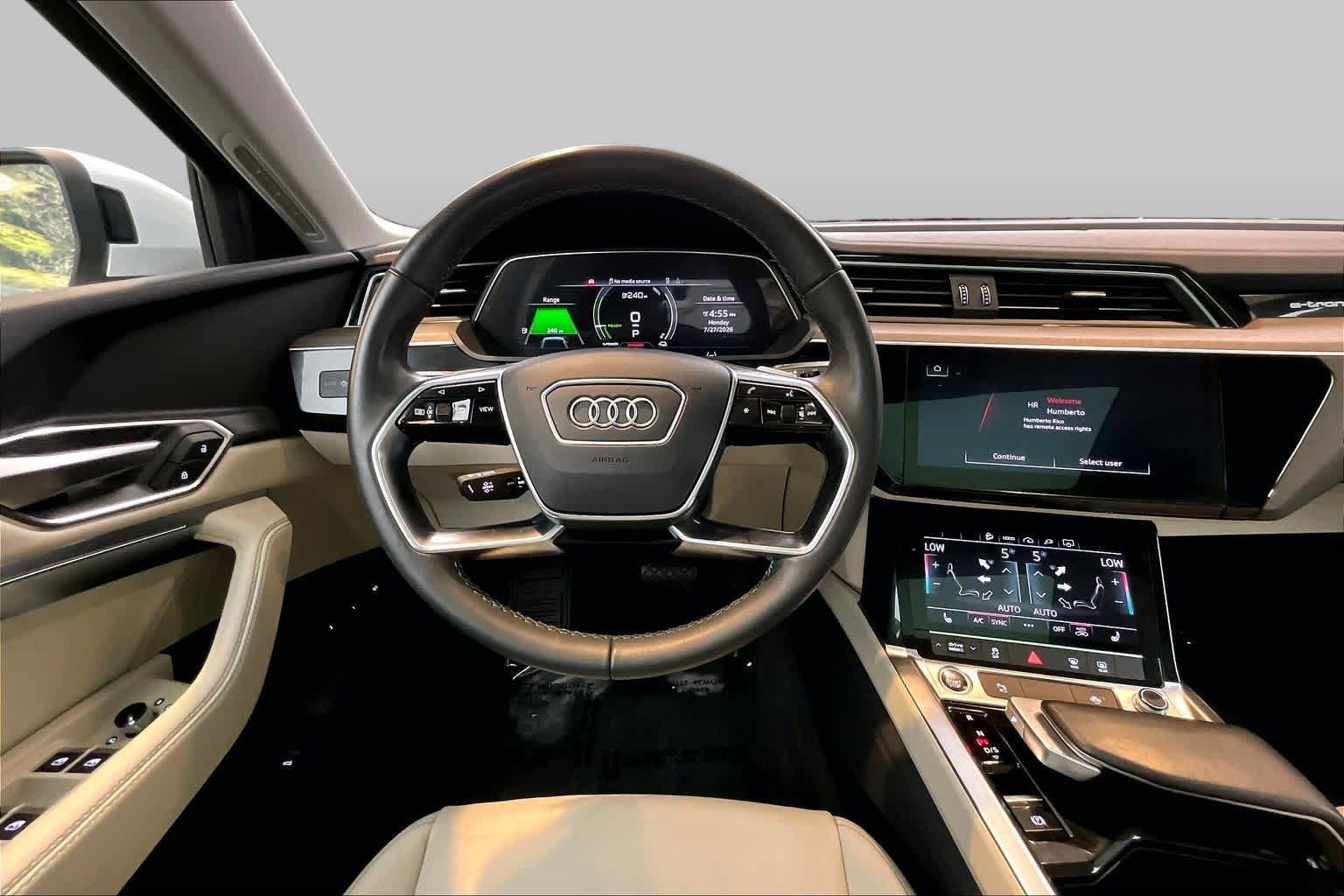 Used 2024 Audi Q8 e-tron Premium AWD/4WD image 5