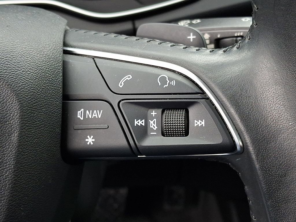 Used 2018 Audi Q5 2.0T Premium image 24