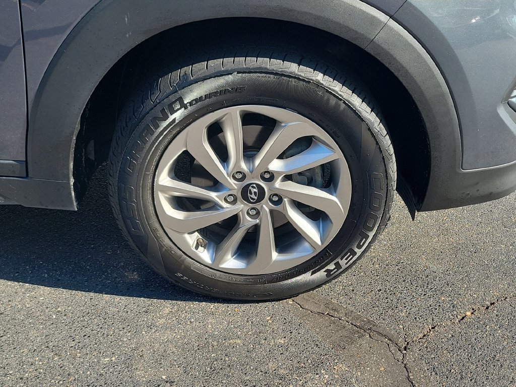 Used 2017 Hyundai Tucson SE w/ Cargo Package FWD image 7