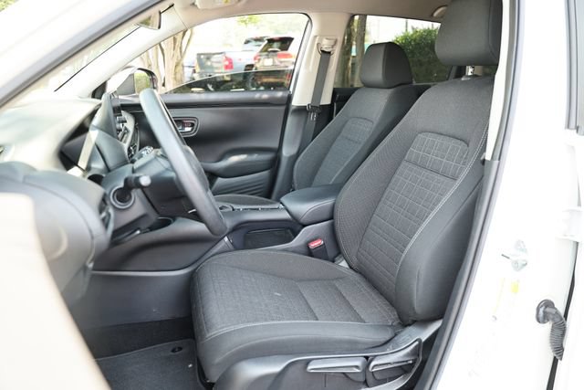 Used 2023 Honda HR-V LX image 19