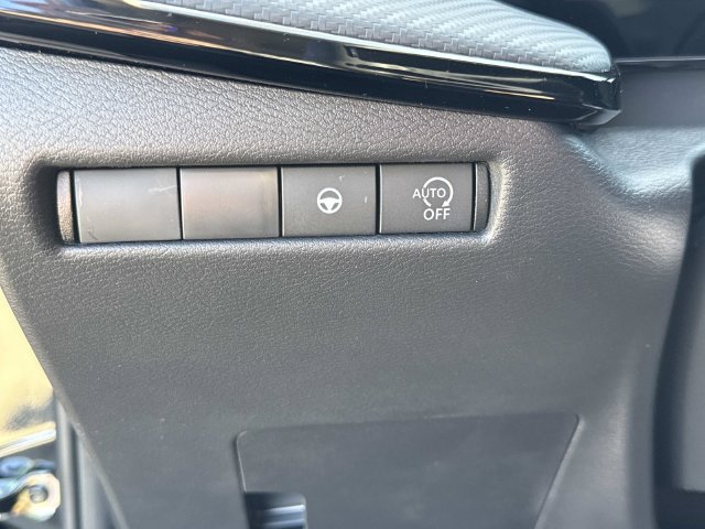 New 2027 Nissan Kicks SR FWD image 23