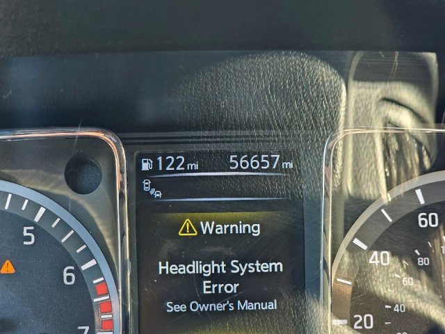 Used 2018 Nissan Titan Platinum Reserve AWD/4WD image 30