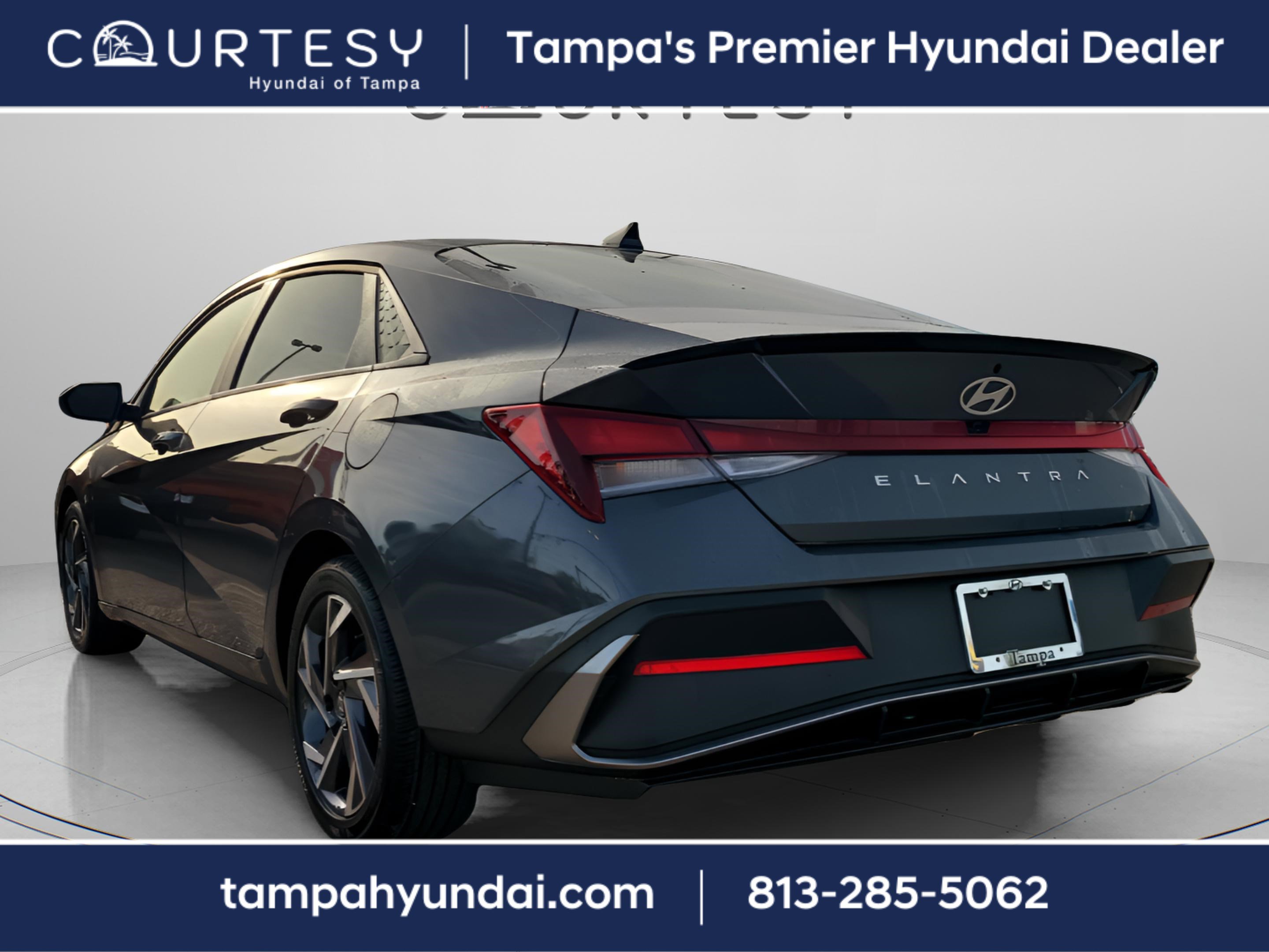 Certified 2025 Hyundai Elantra Sport image 2