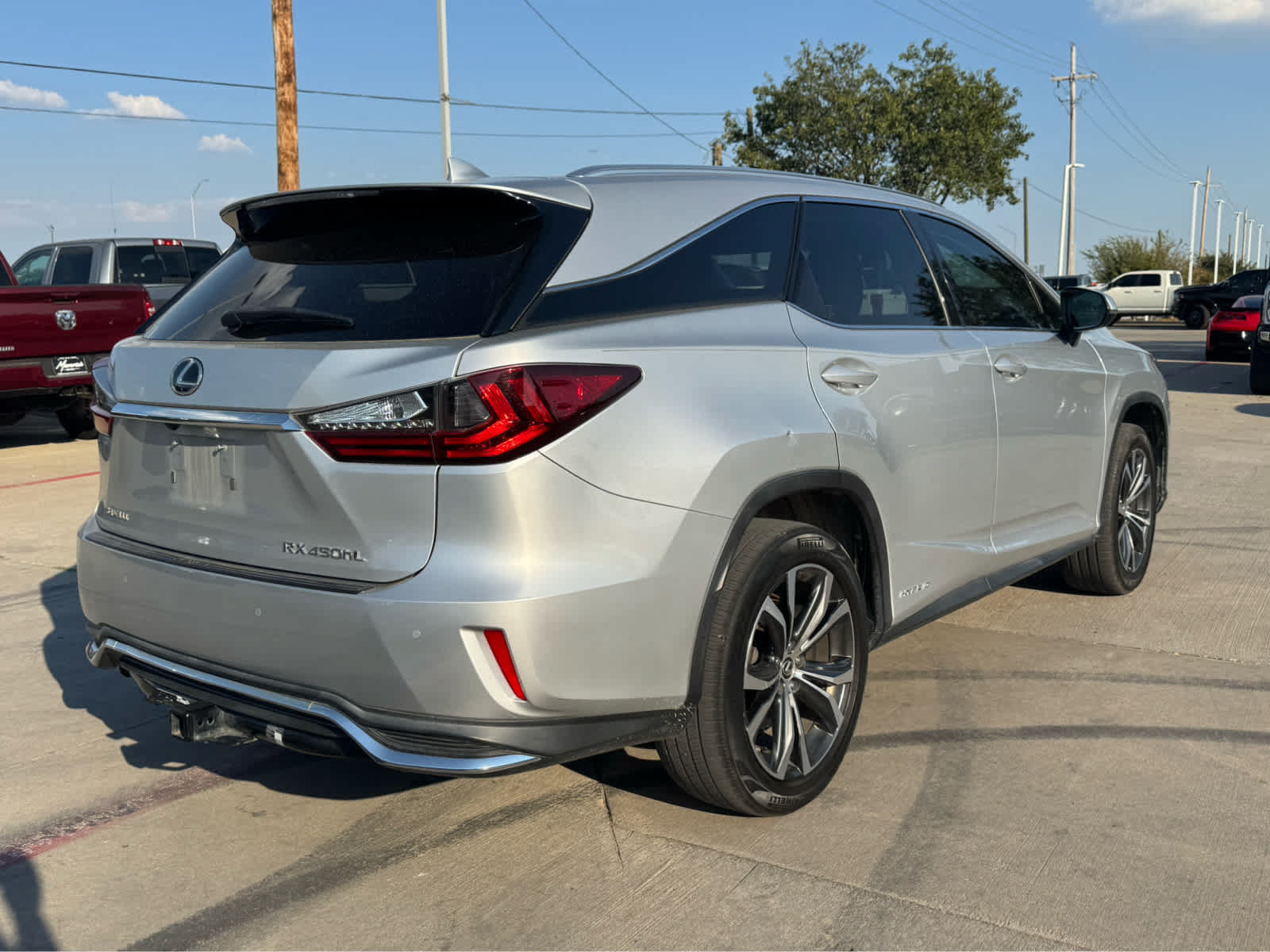 Used 2018 Lexus RX 450hL Premium w/ Premium Package AWD/4WD image 3