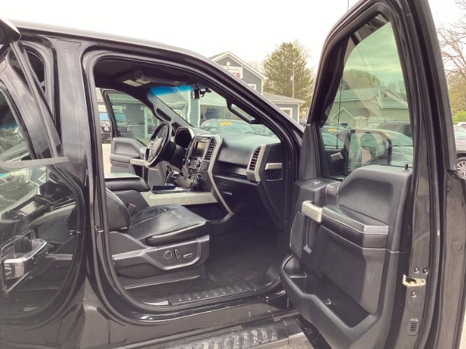 Used 2015 Ford F150 Lariat image 8