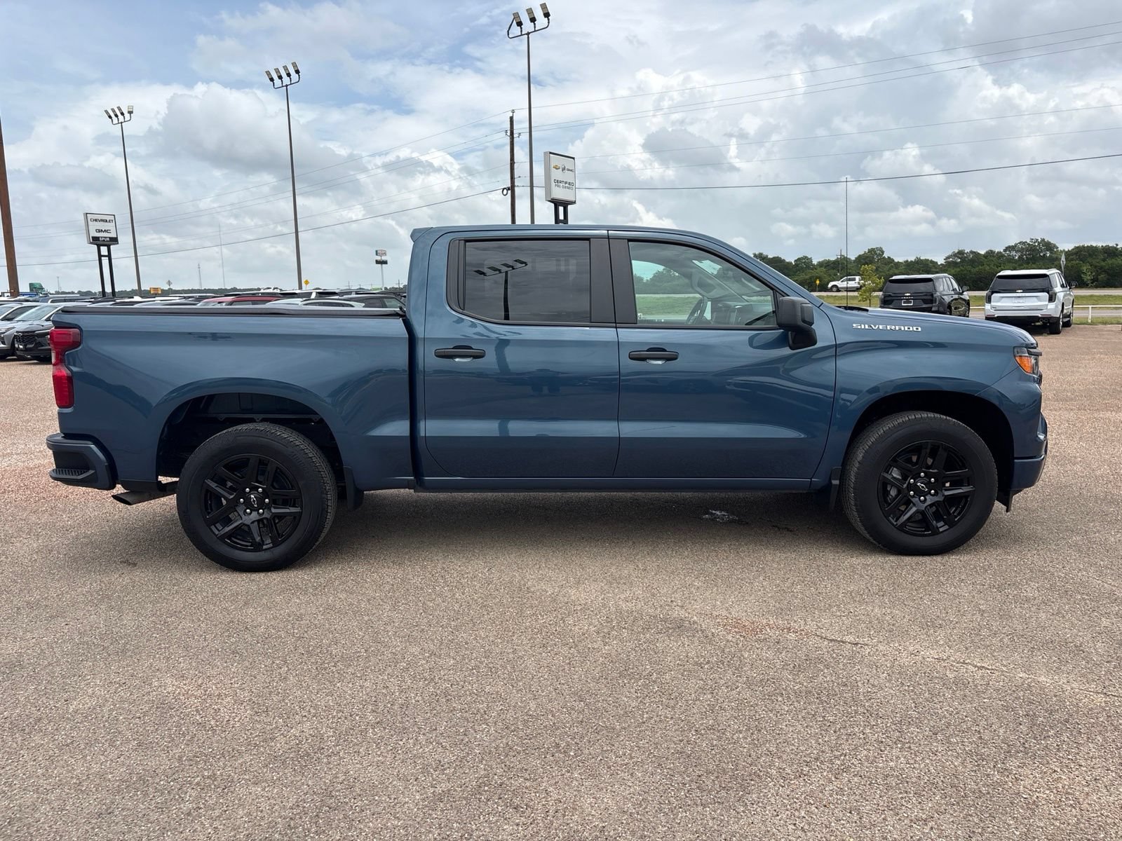 Used 2024 Chevrolet Silverado 1500 Custom RWD image 7
