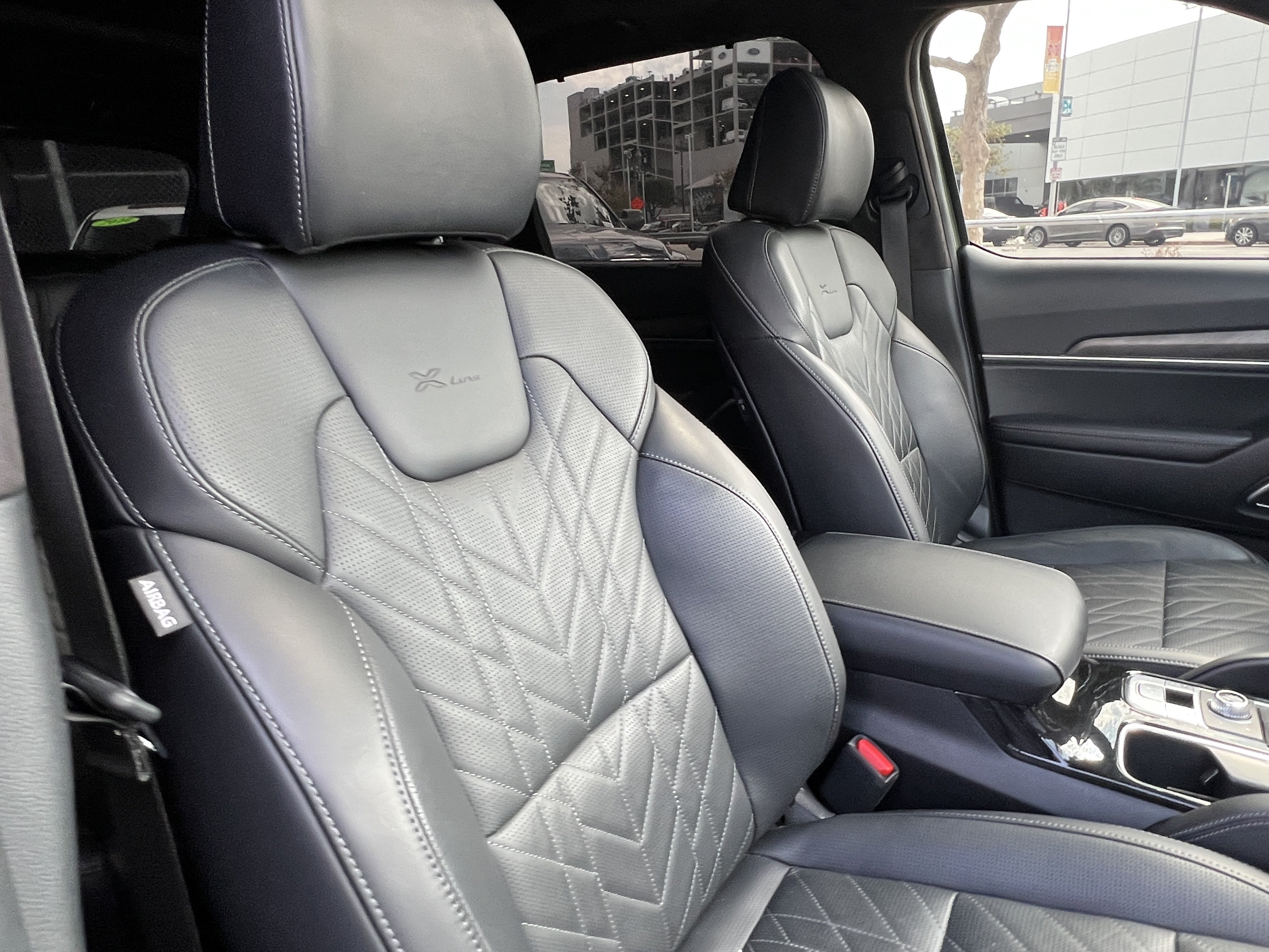 Certified 2025 Kia Telluride SX Prestige X-Line AWD/4WD image 16