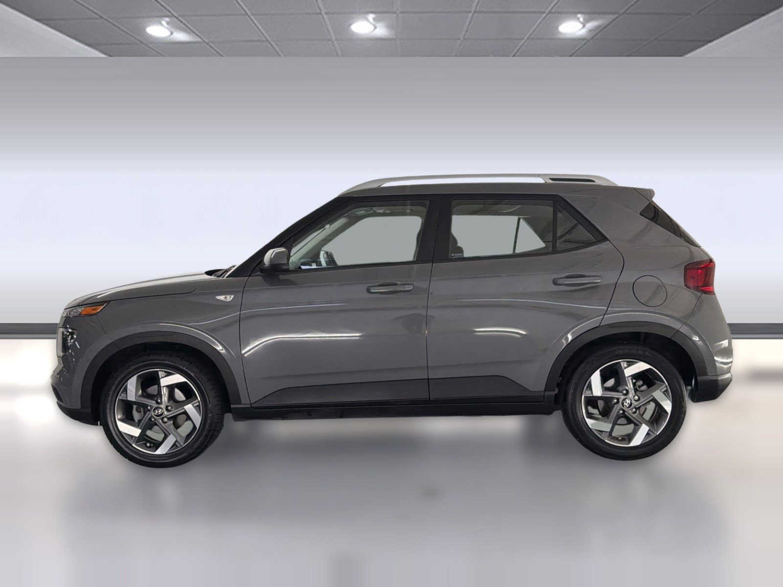 Used 2022 Hyundai Venue SEL image 2