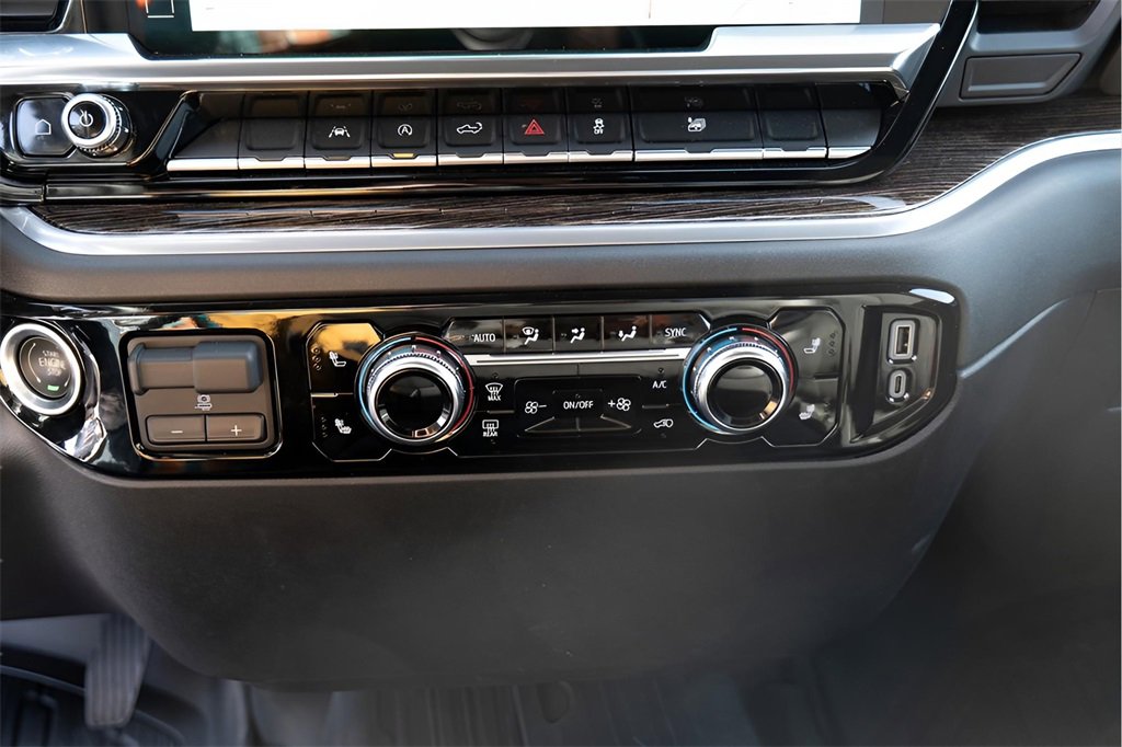 New 2026 GMC Sierra 1500 Elevation image 16